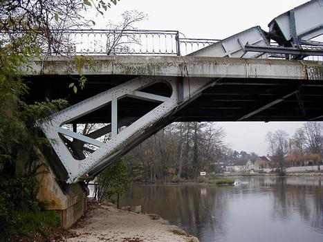 pont sur l\'yonne, monéteau appui de l\'arc.