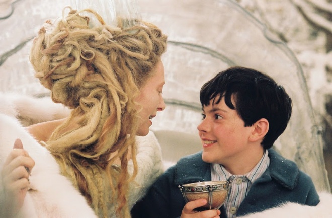 narnia edmund pevensie & cocoa.jpg