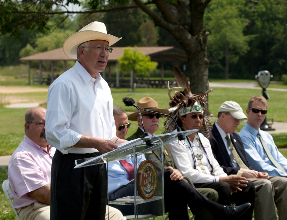 g:\captain john smith nht\connecting trails\announcement event\images of connecting trail announcement\salazar speaking and other speakers.jpg