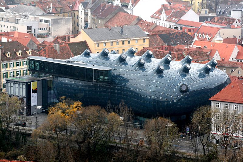 file:graz kunsthaus vom schlossberg 20061126.jpg