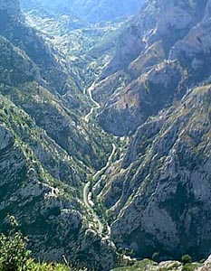 desfiladero de la hermida, en liébana